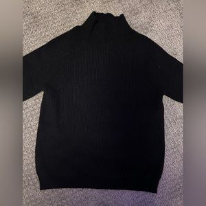 Men’s knitted turtle neck